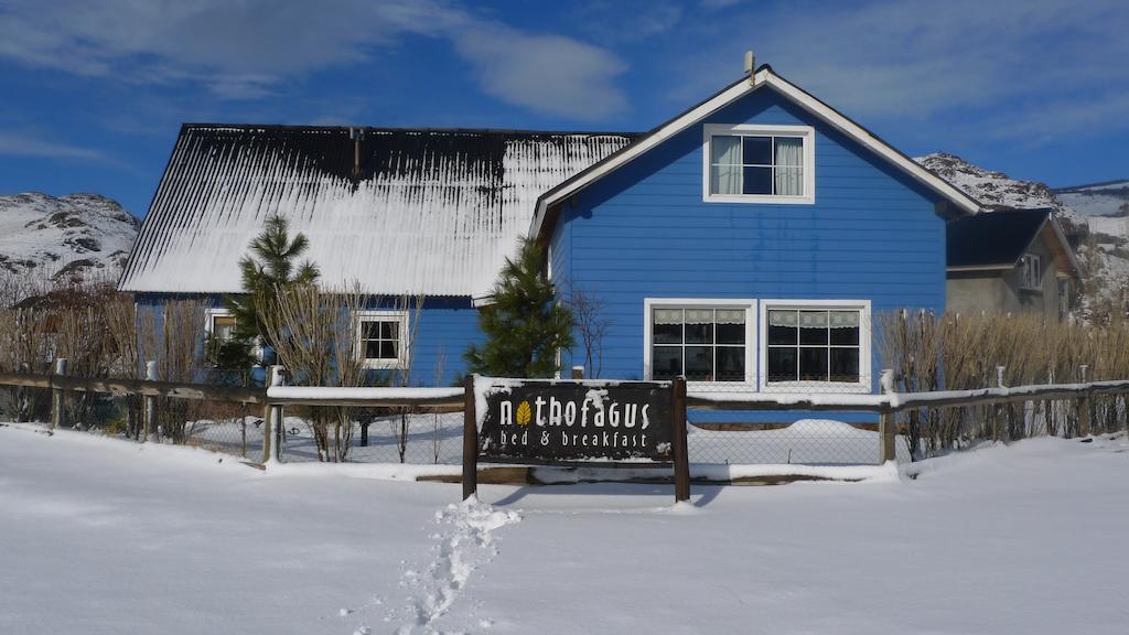 Nothofagus Bed & Breakfast エル・チャルテン エクステリア 写真